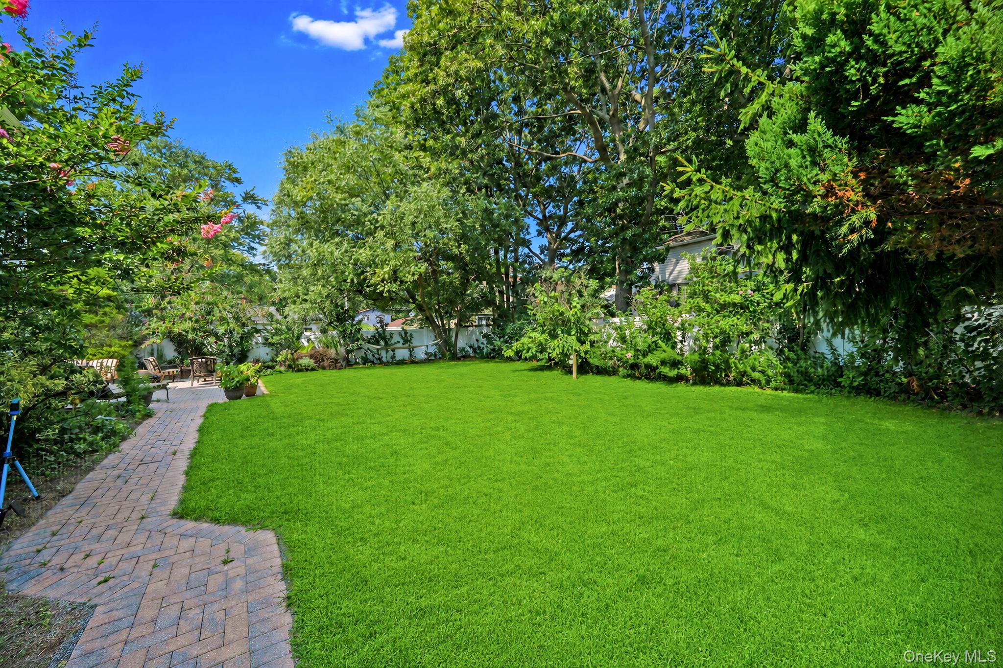 Single Family Main Avenue Suffolk County, NY 11950, MLS-1037709-27