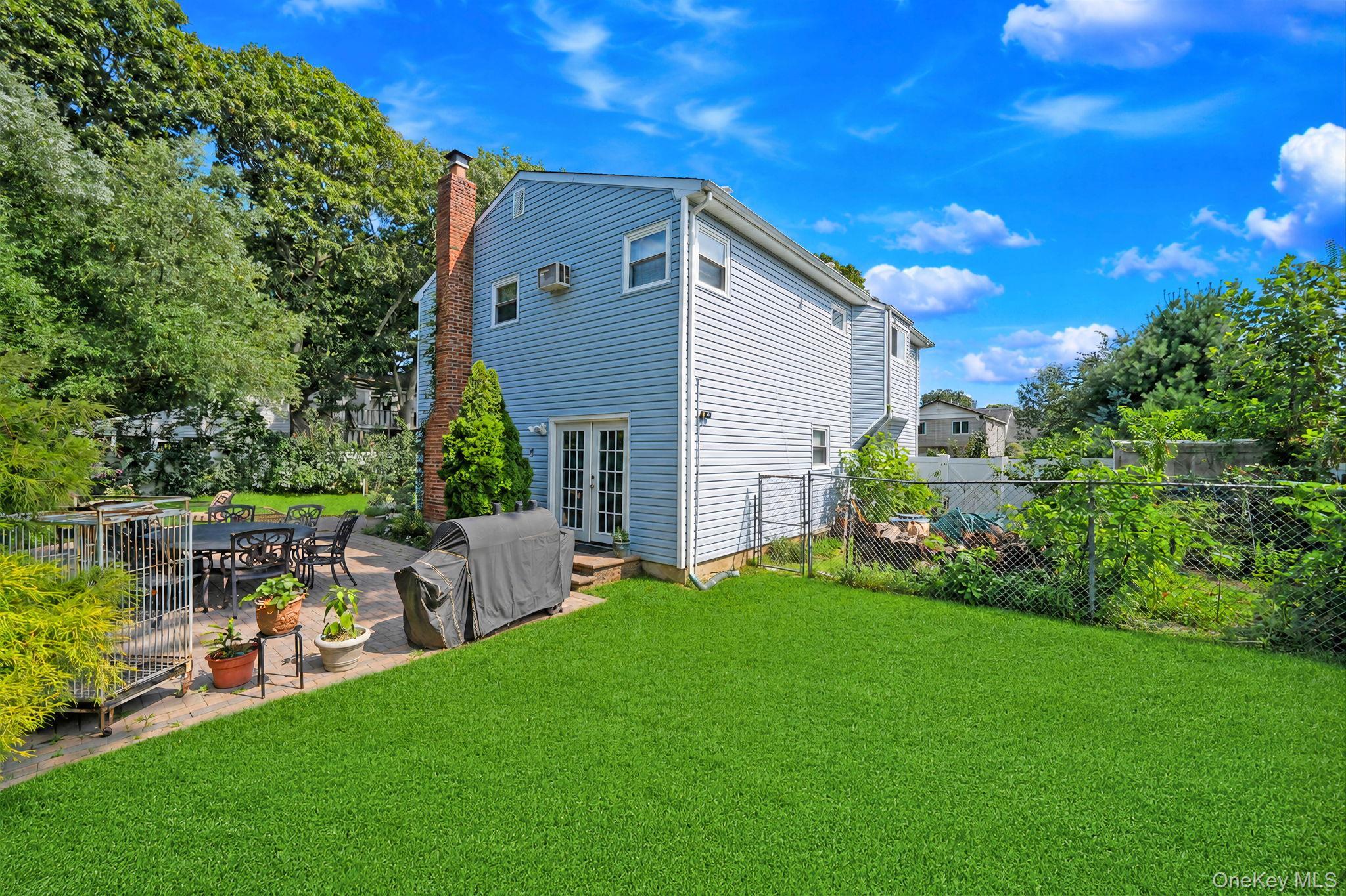 Single Family Main Avenue Suffolk County, NY 11950, MLS-1037709-28