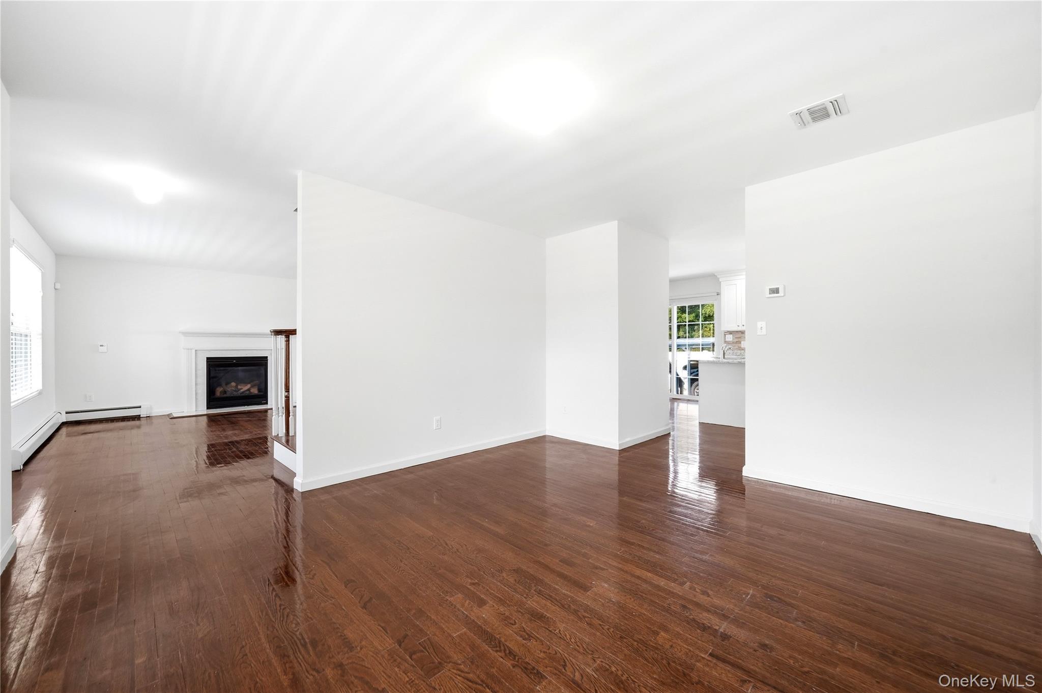 Single Family Southard Avenue  Suffolk County, NY 11704, MLS-1037727-15