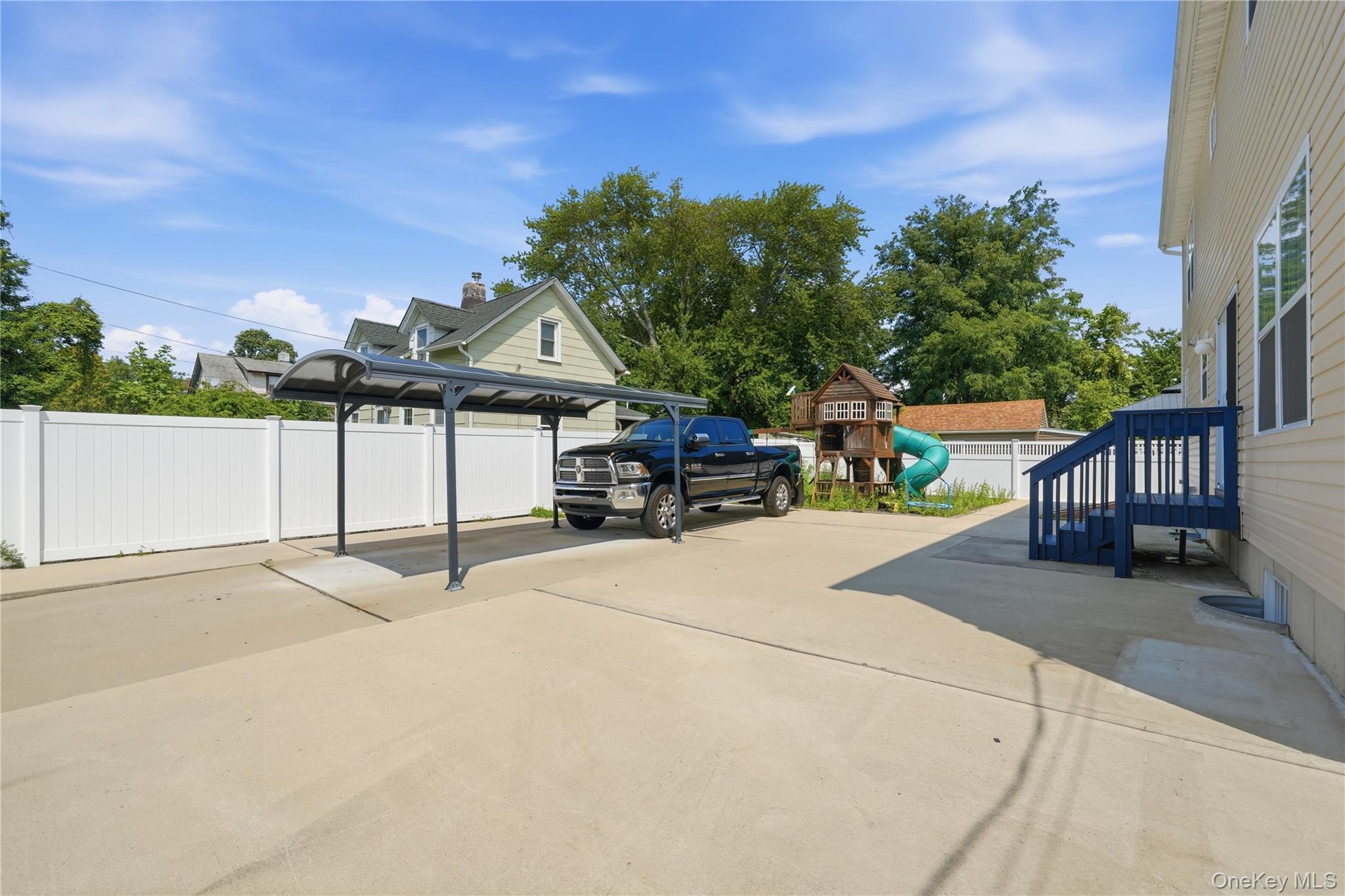 Single Family Southard Avenue  Suffolk County, NY 11704, MLS-1037727-26
