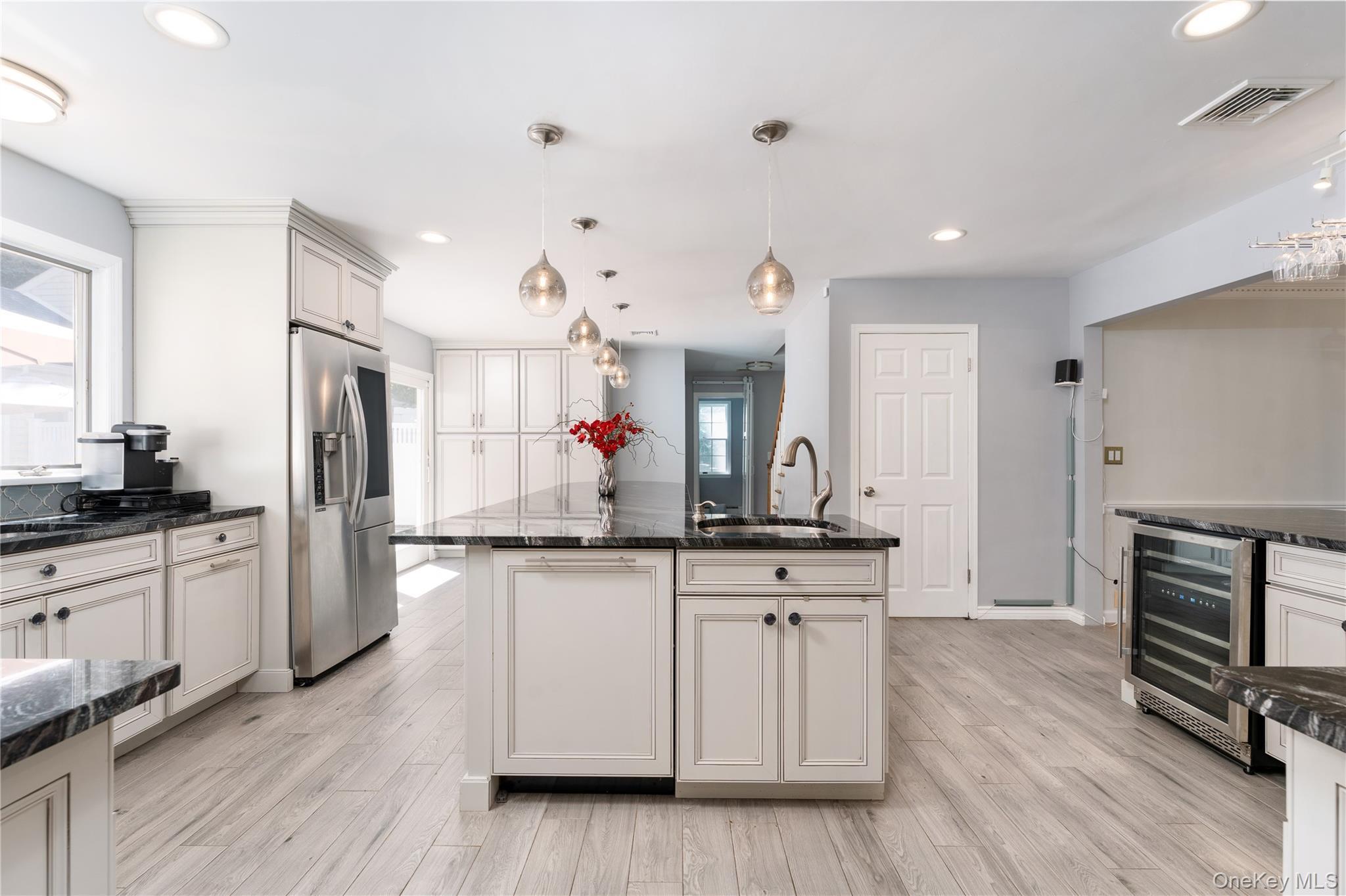 Single Family Davids Way  Suffolk County, NY 11777, MLS-1037738-15