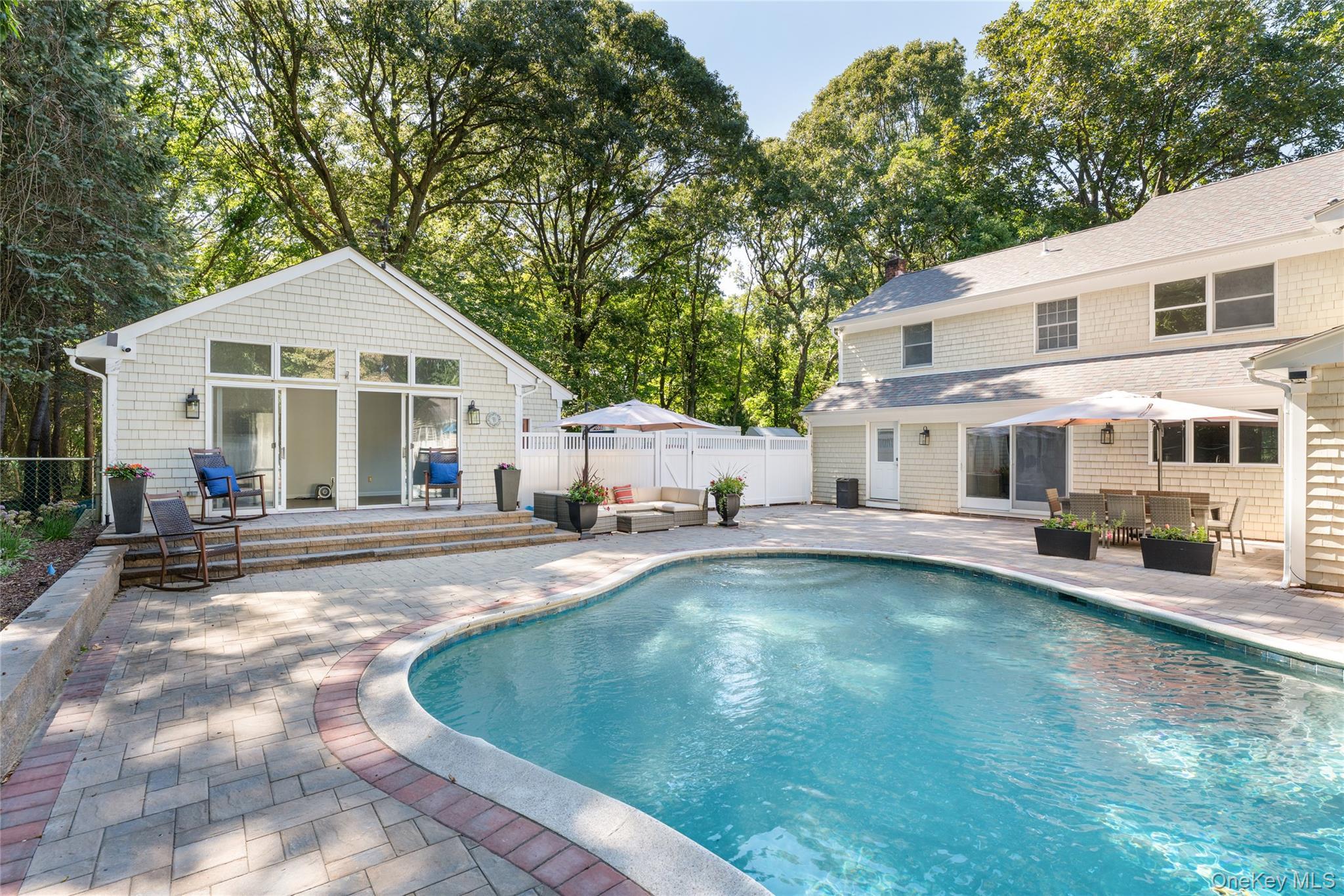 Single Family Davids Way  Suffolk County, NY 11777, MLS-1037738-43