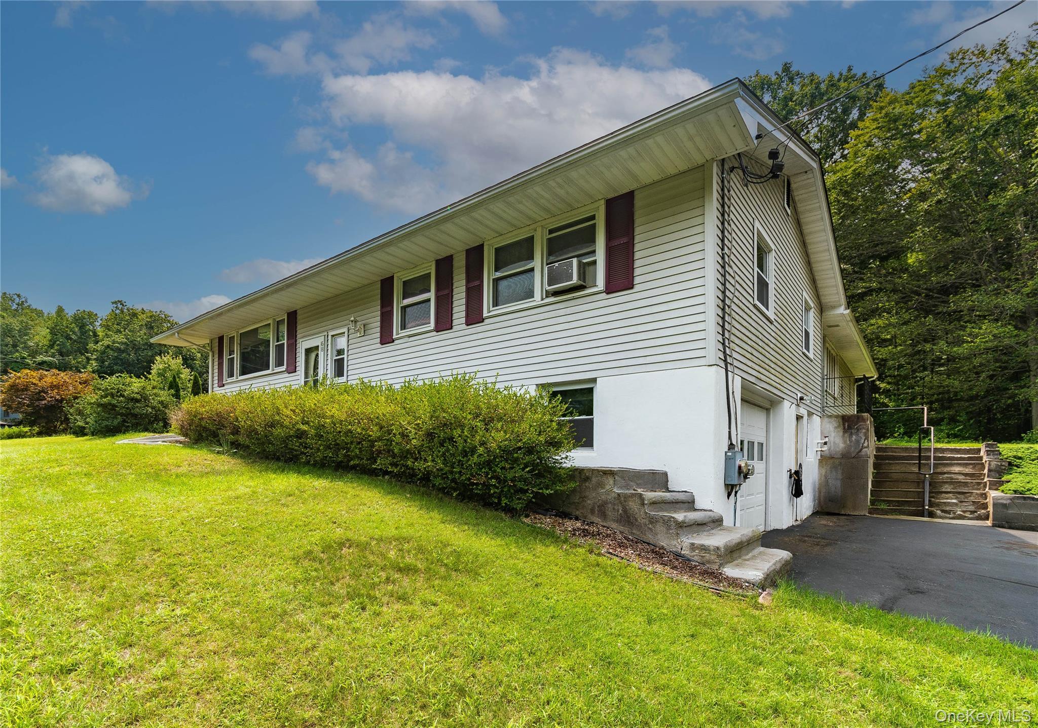 Single Family Parkcrest Drive  Ulster County, NY 12472, MLS-1037740-2