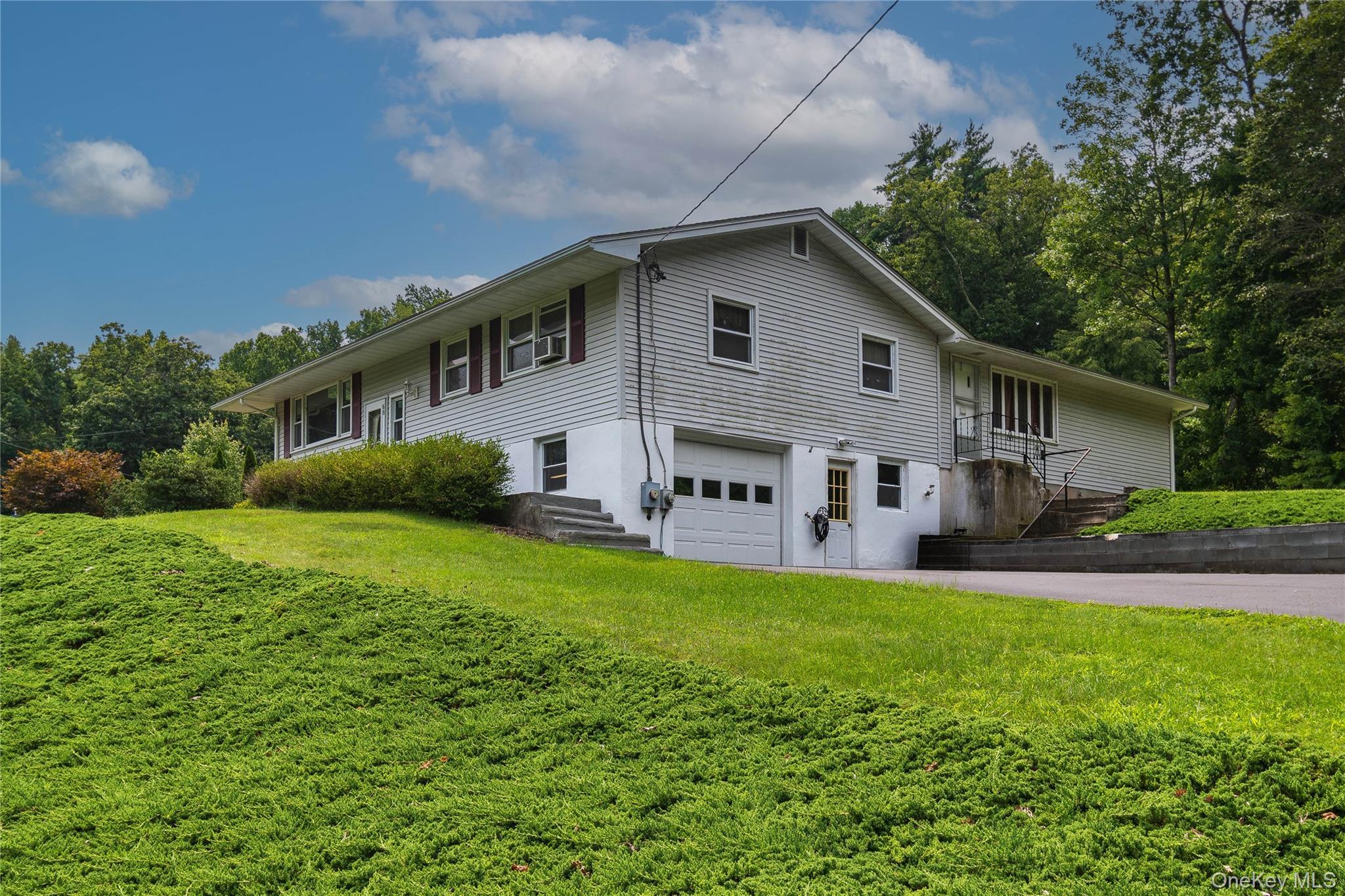 Single Family Parkcrest Drive  Ulster County, NY 12472, MLS-1037740-34