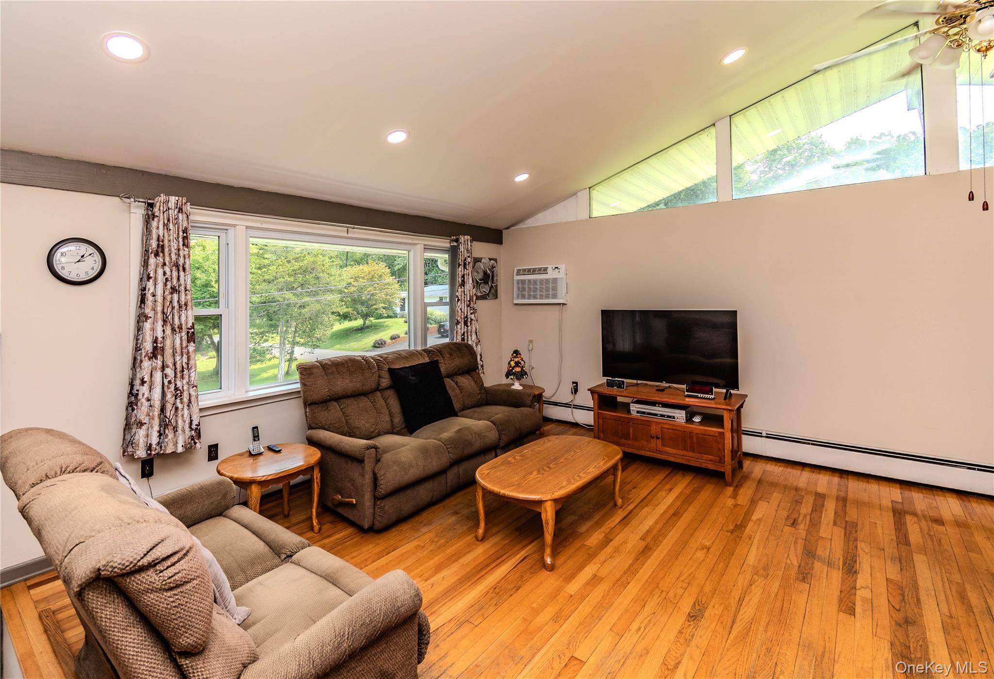 Single Family Parkcrest Drive  Ulster County, NY 12472, MLS-1037740-5