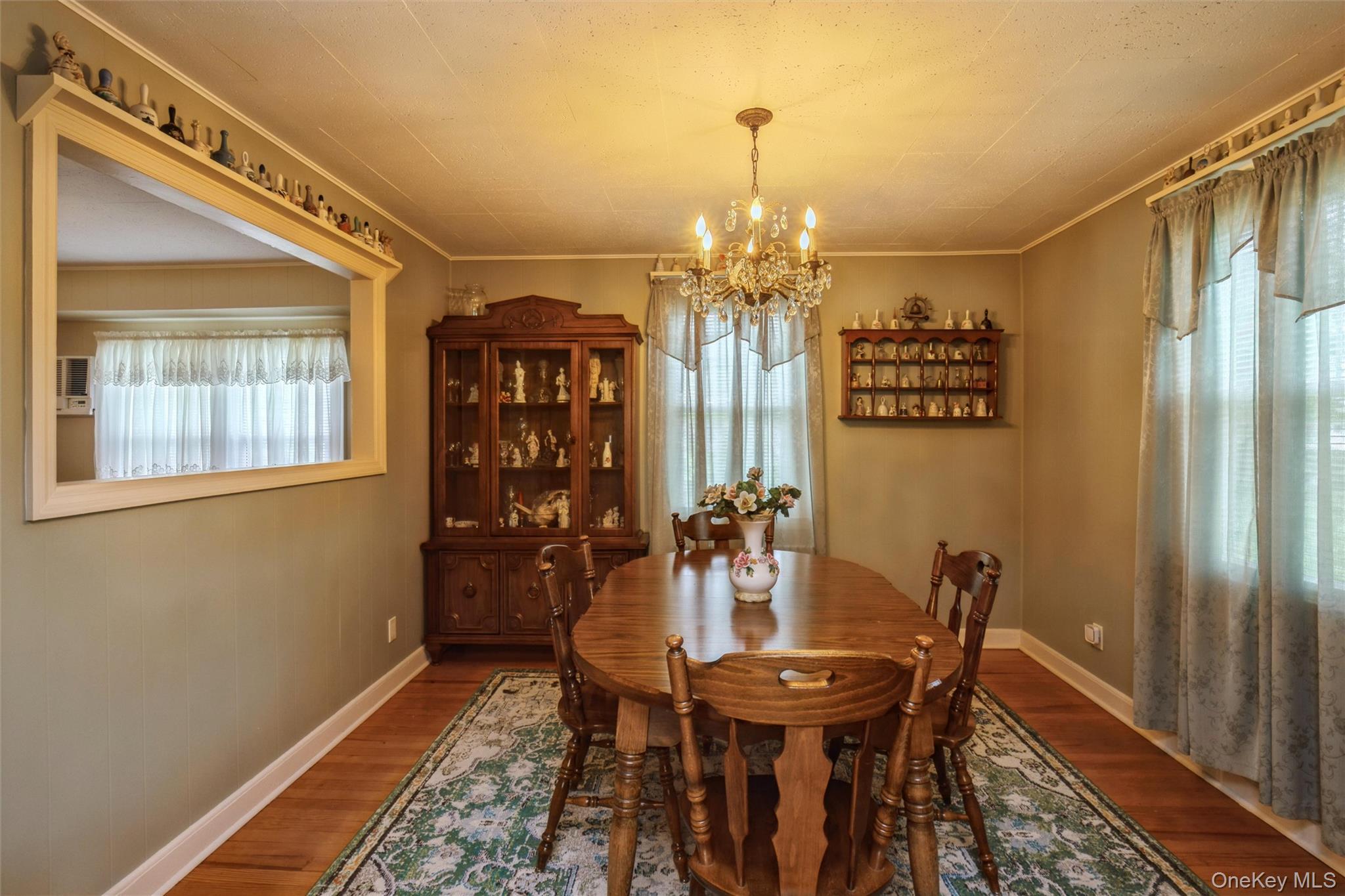 Single Family Litchfield Avenue  Suffolk County, NY 11702, MLS-1037760-7