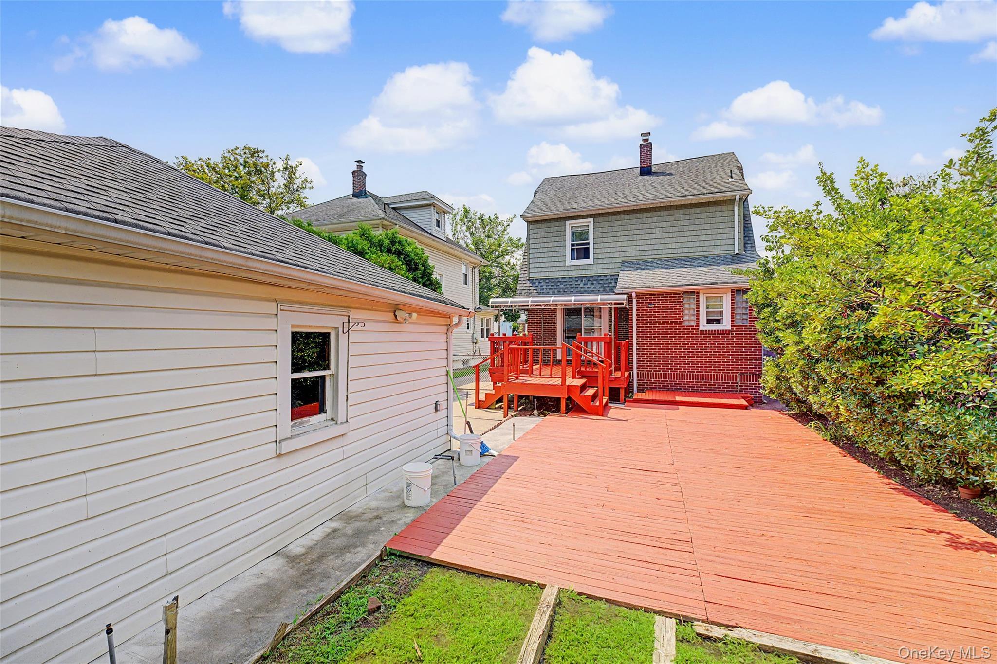 Single Family Holland Avenue  Nassau County, NY 11001, MLS-1037776-14