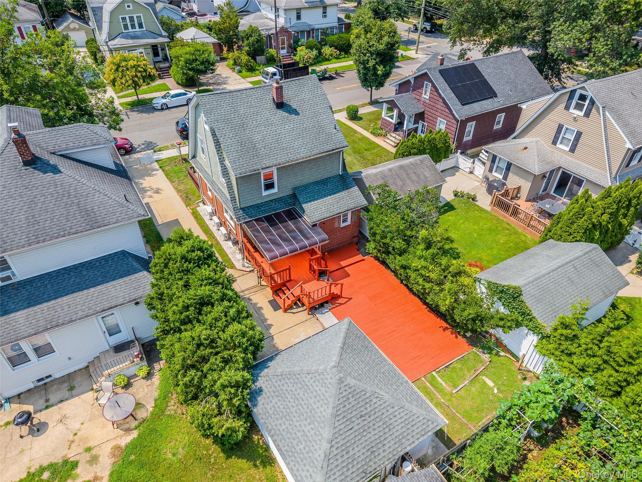Single Family Holland Avenue  Nassau County, NY 11001, MLS-1037776-18