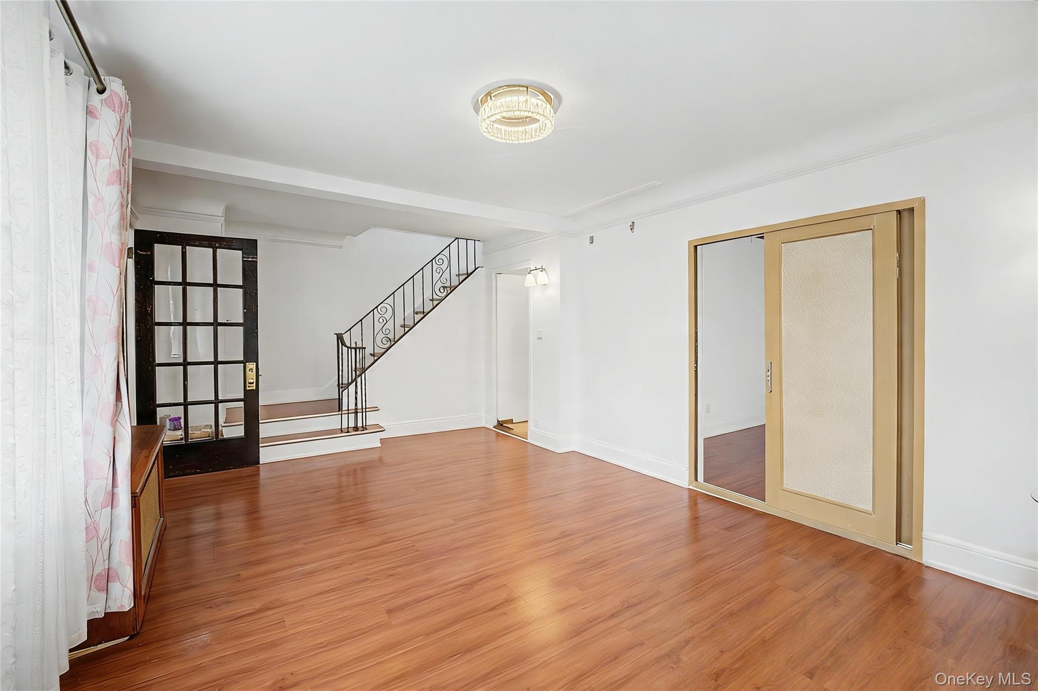 Single Family Holland Avenue  Nassau County, NY 11001, MLS-1037776-4