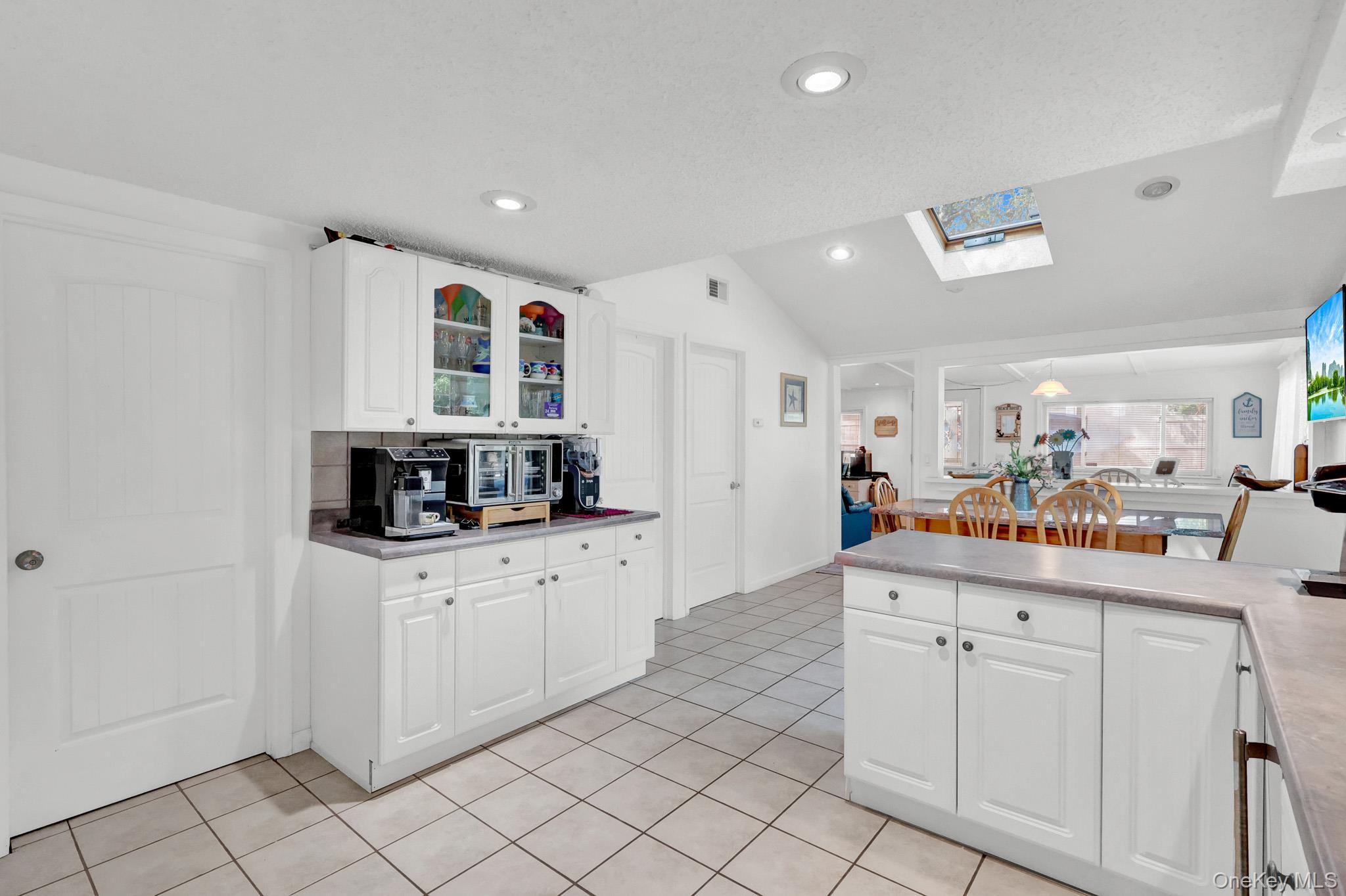 Single Family Woodcliff Trail  Suffolk County, NY 11933, MLS-1037783-18