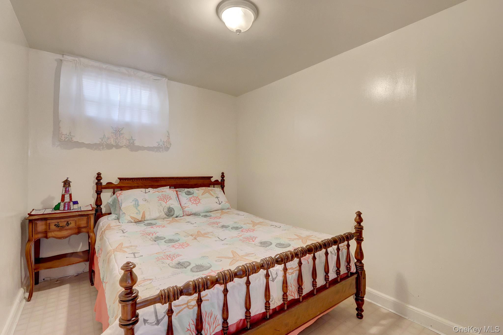 Single Family Woodcliff Trail  Suffolk County, NY 11933, MLS-1037783-37