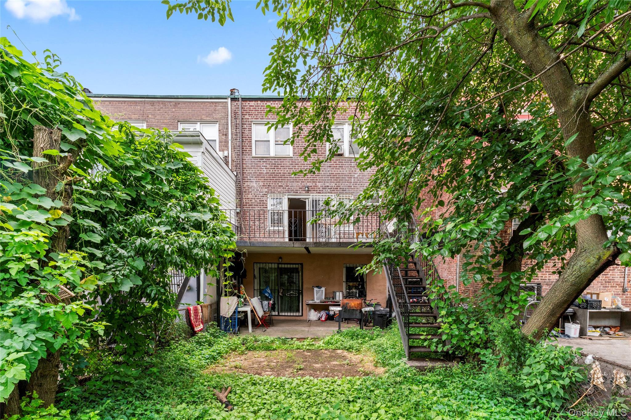 Single Family 48th Avenue Queens, NY 11368, MLS-1037790-16