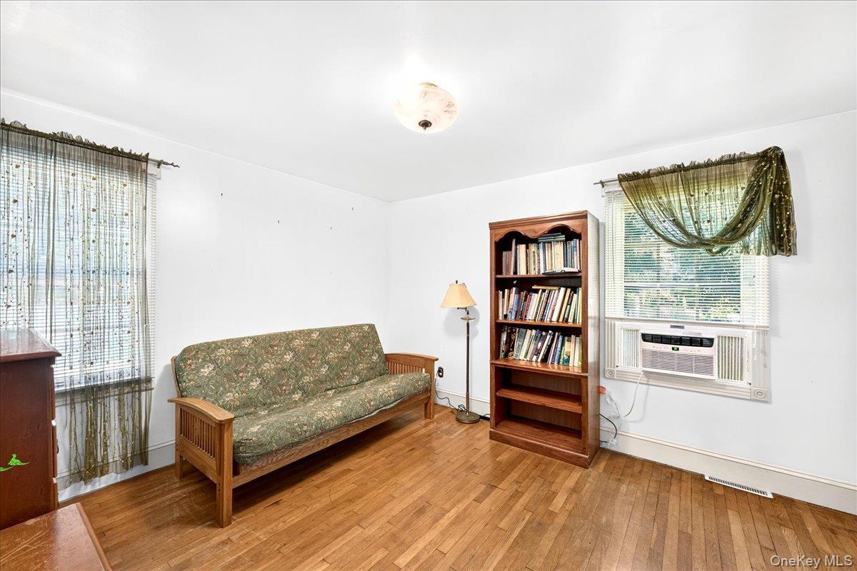Single Family Biltmore Drive Suffolk County, NY 11951, MLS-1037810-8