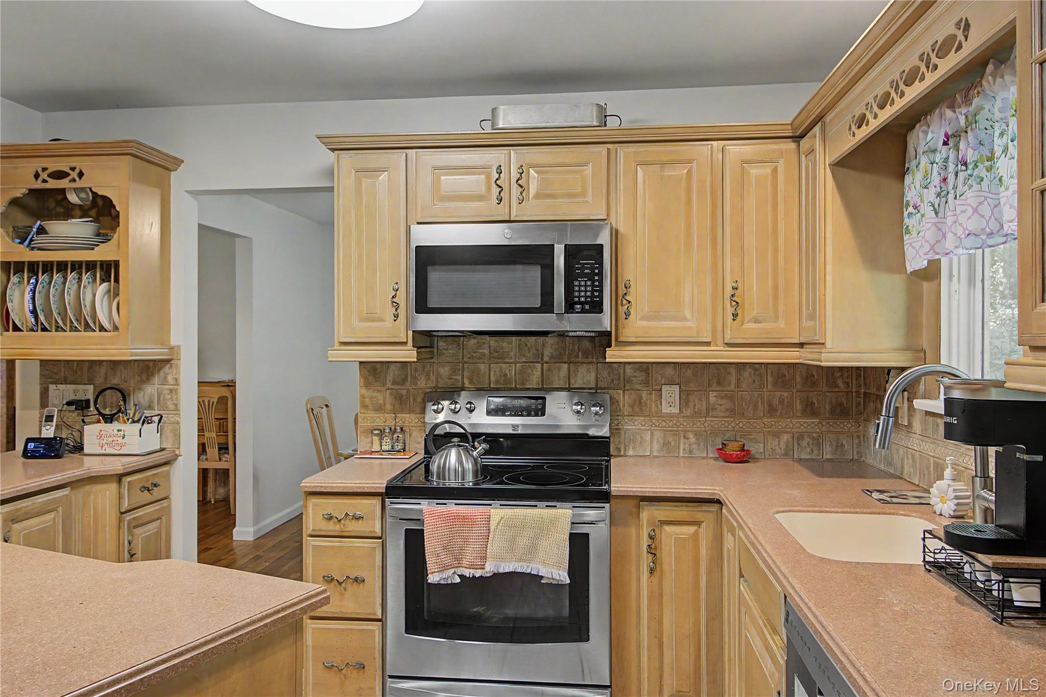 Single Family Blueberry Lane  Dutchess County, NY 12582, MLS-1037821-11