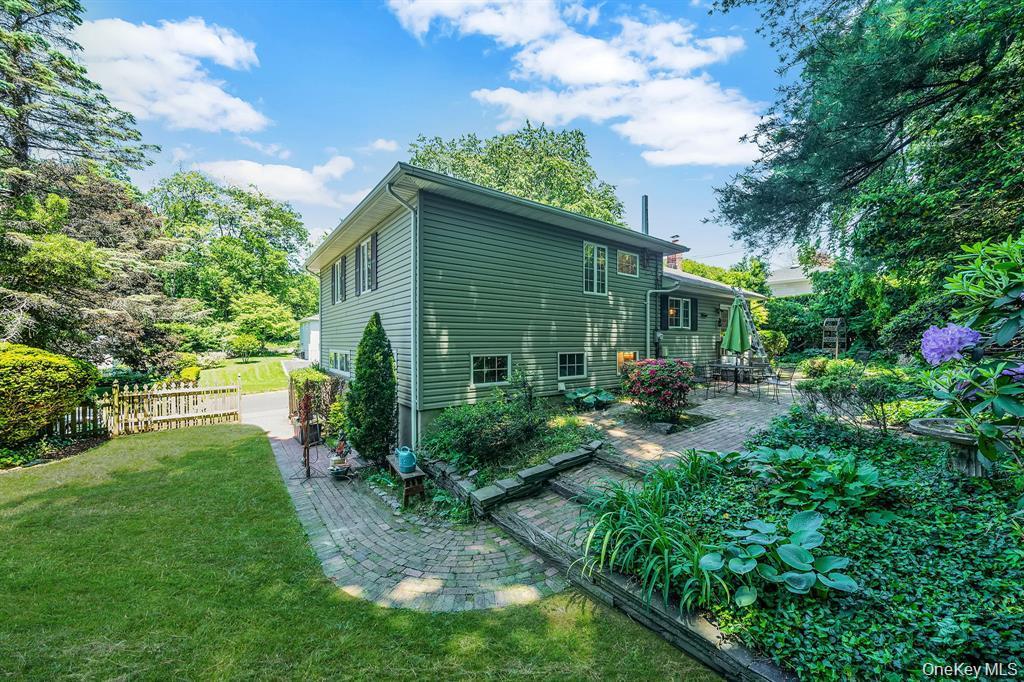 Single Family Gristmill Lane  Suffolk County, NY 11743, MLS-1037824-25
