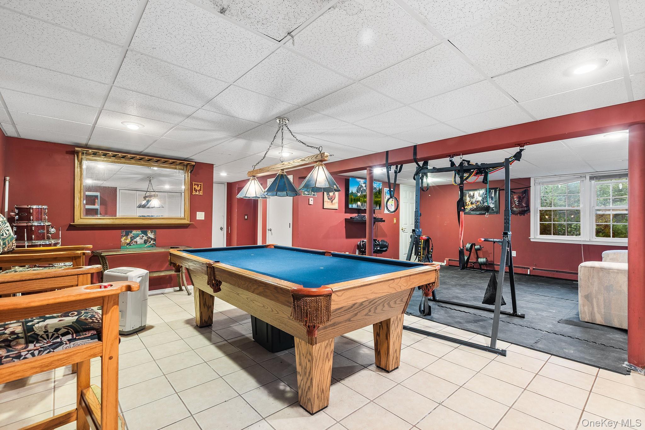 Single Family Hillview Circle Dutchess County, NY 12603, MLS-1037847-19