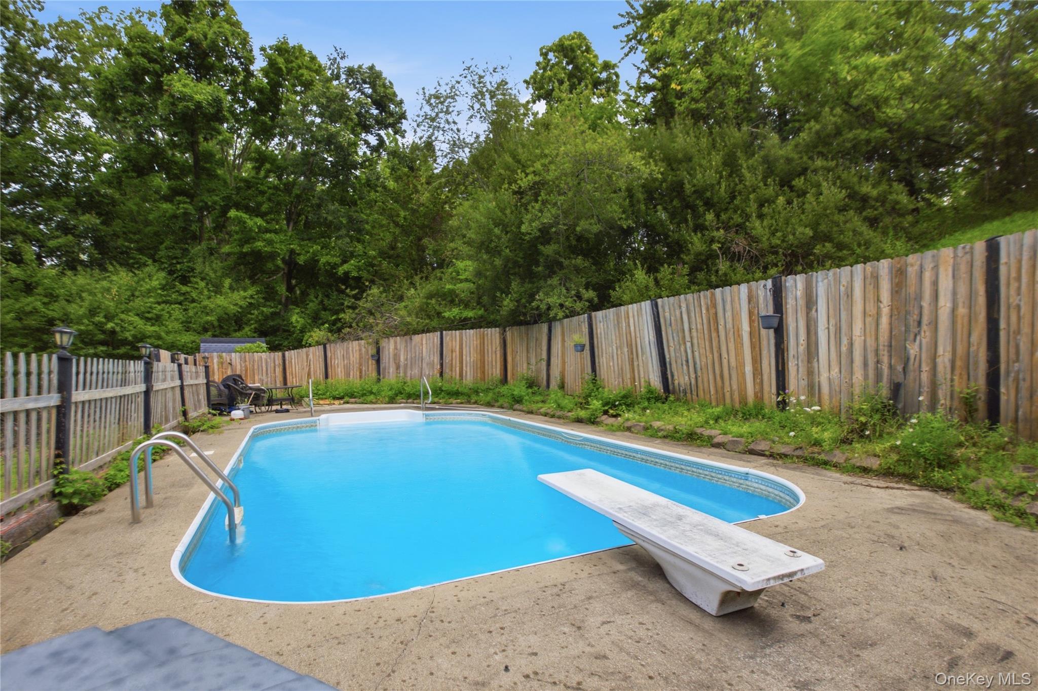 Single Family Hillview Circle Dutchess County, NY 12603, MLS-1037847-21