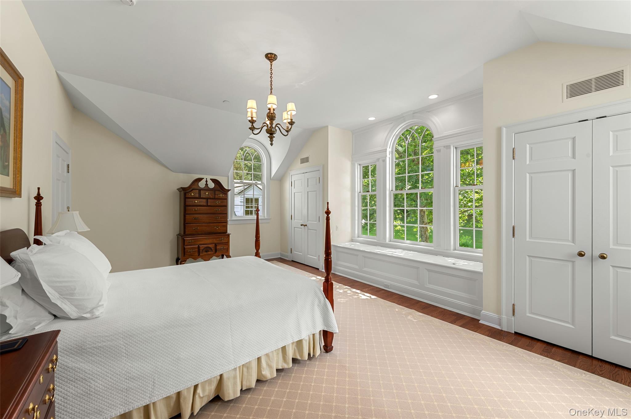 Single Family Cantitoe Street  Westchester County, NY 10507, MLS-1037849-23