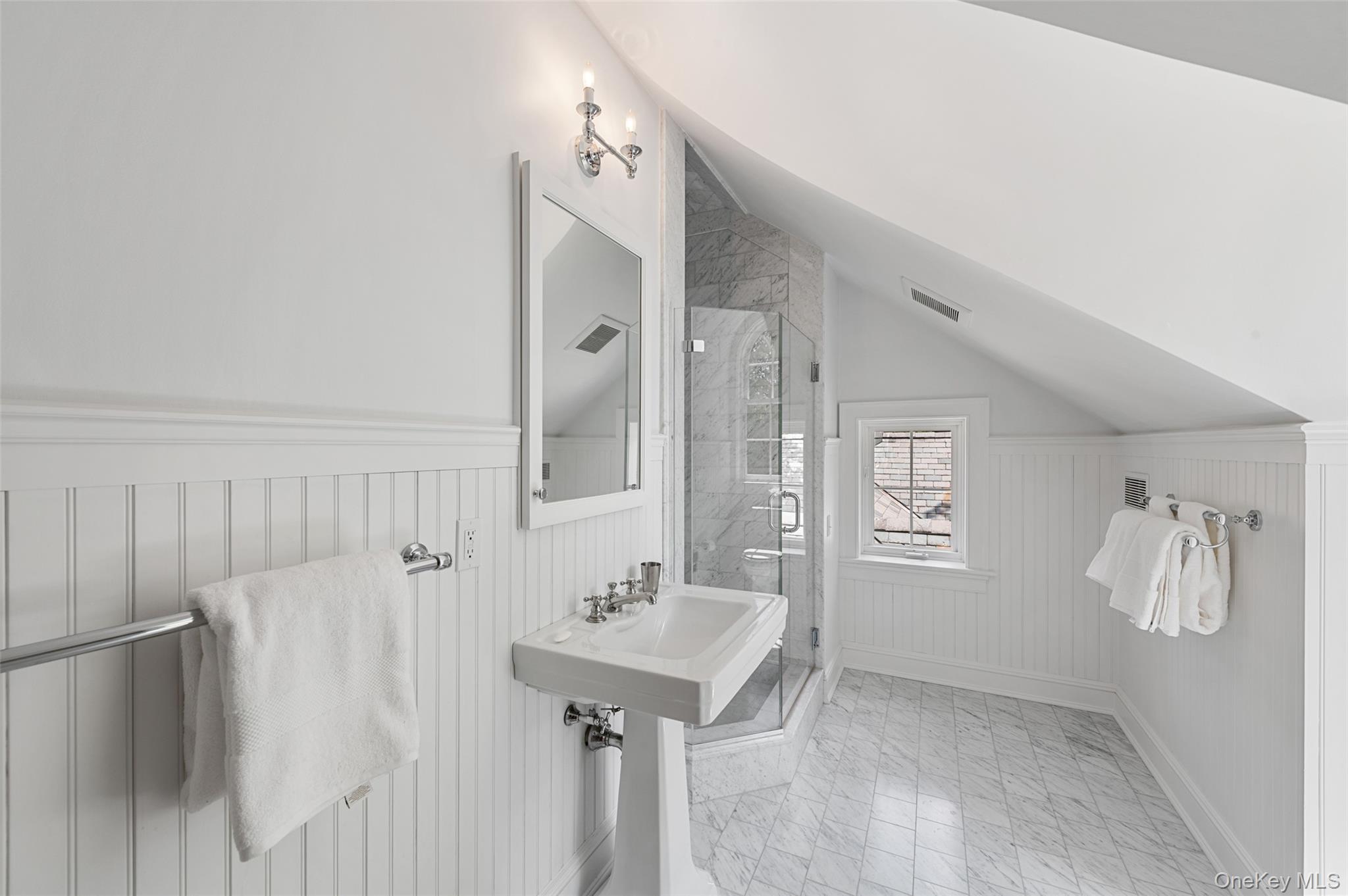 Single Family Cantitoe Street  Westchester County, NY 10507, MLS-1037849-25
