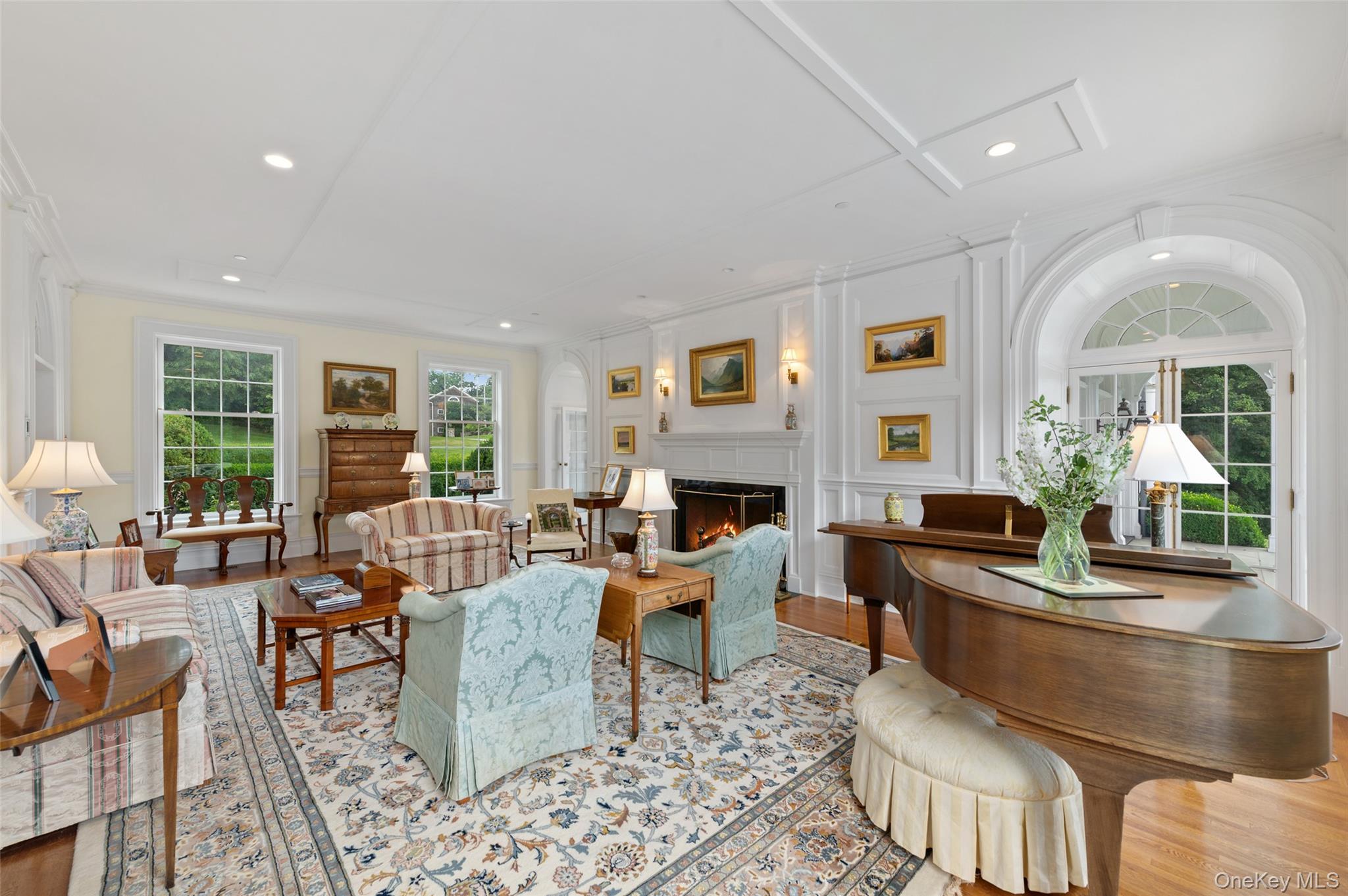 Single Family Cantitoe Street  Westchester County, NY 10507, MLS-1037849-5