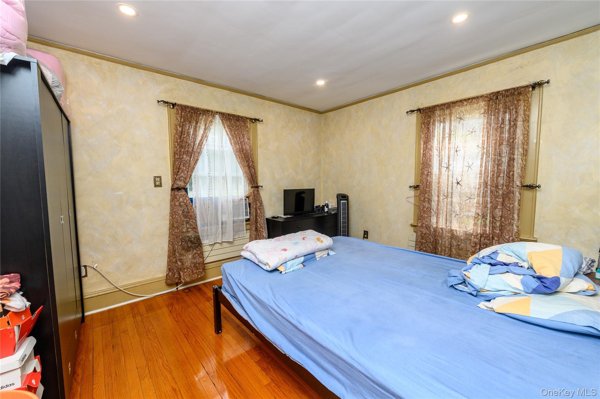 Single Family 54th Avenue Queens, NY 11362, MLS-1037853-14