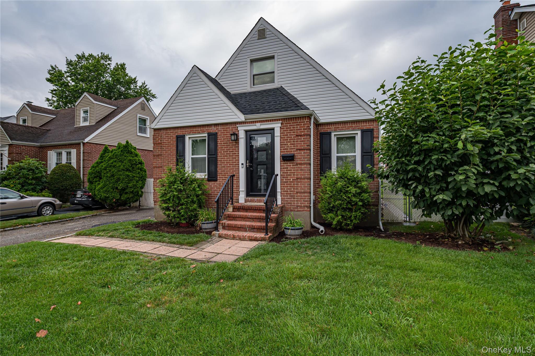 Single Family Yale Boulevard  Nassau County, NY 11040, MLS-1037857-3