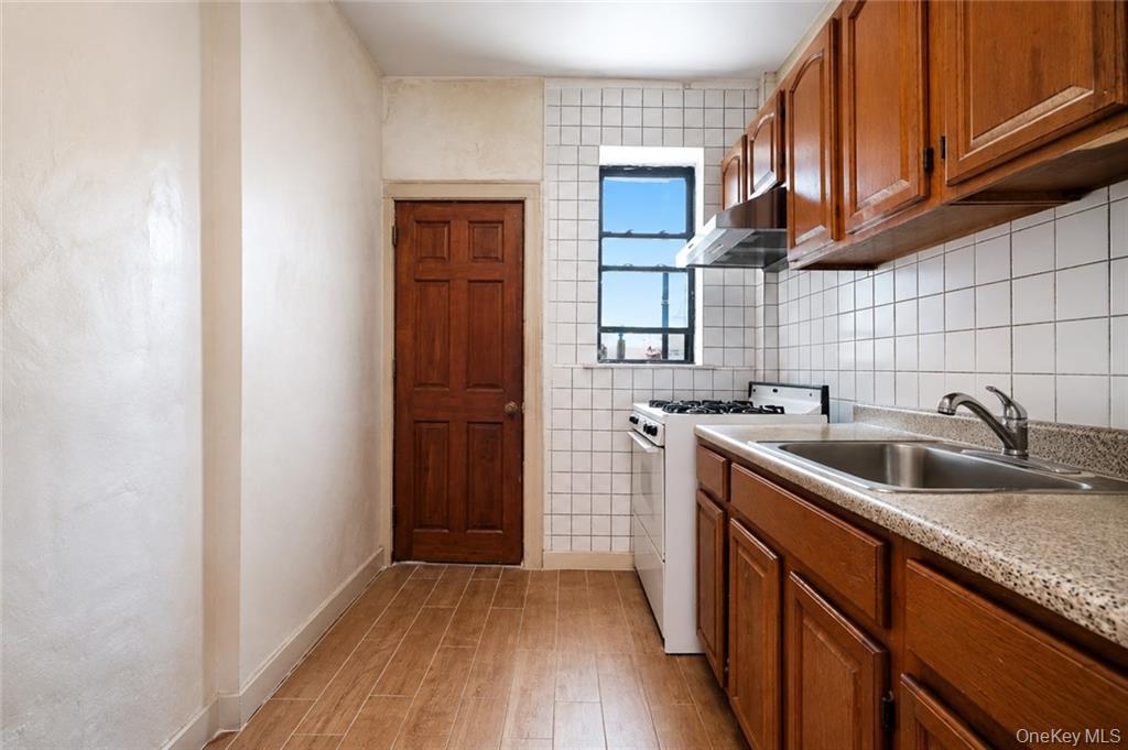 Single Family Kermit Place Brooklyn, NY 11218, MLS-1037861-11