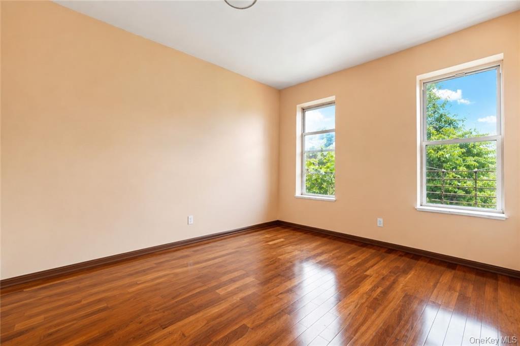 Single Family Kermit Place Brooklyn, NY 11218, MLS-1037861-19