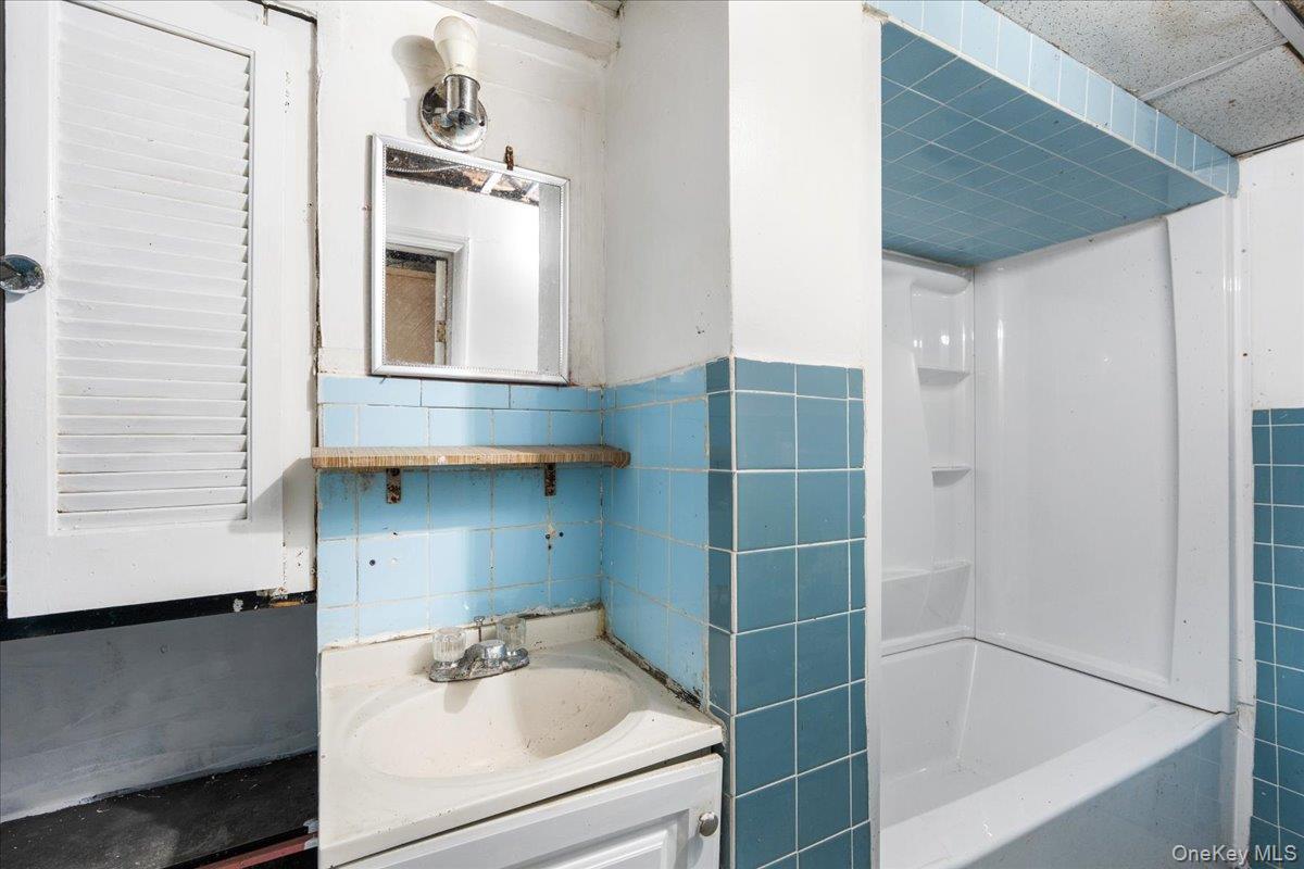 Single Family Eldert Lane  Brooklyn, NY 11208, MLS-1037862-31