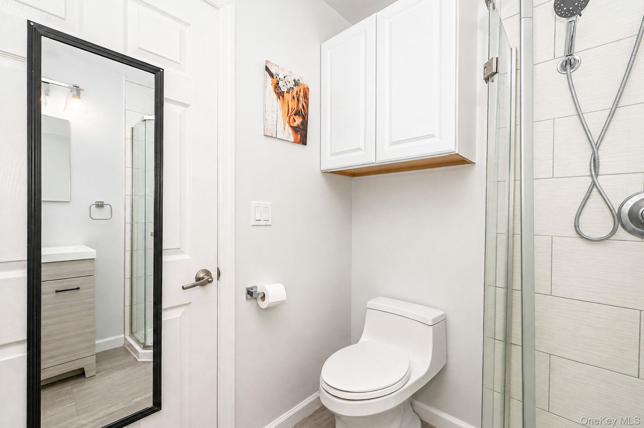 Single Family Elm Avenue Suffolk County, NY 11901, MLS-1037873-18