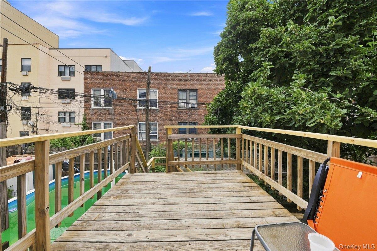 Single Family Parkview Avenue  Bronx, NY 10461, MLS-1037917-12