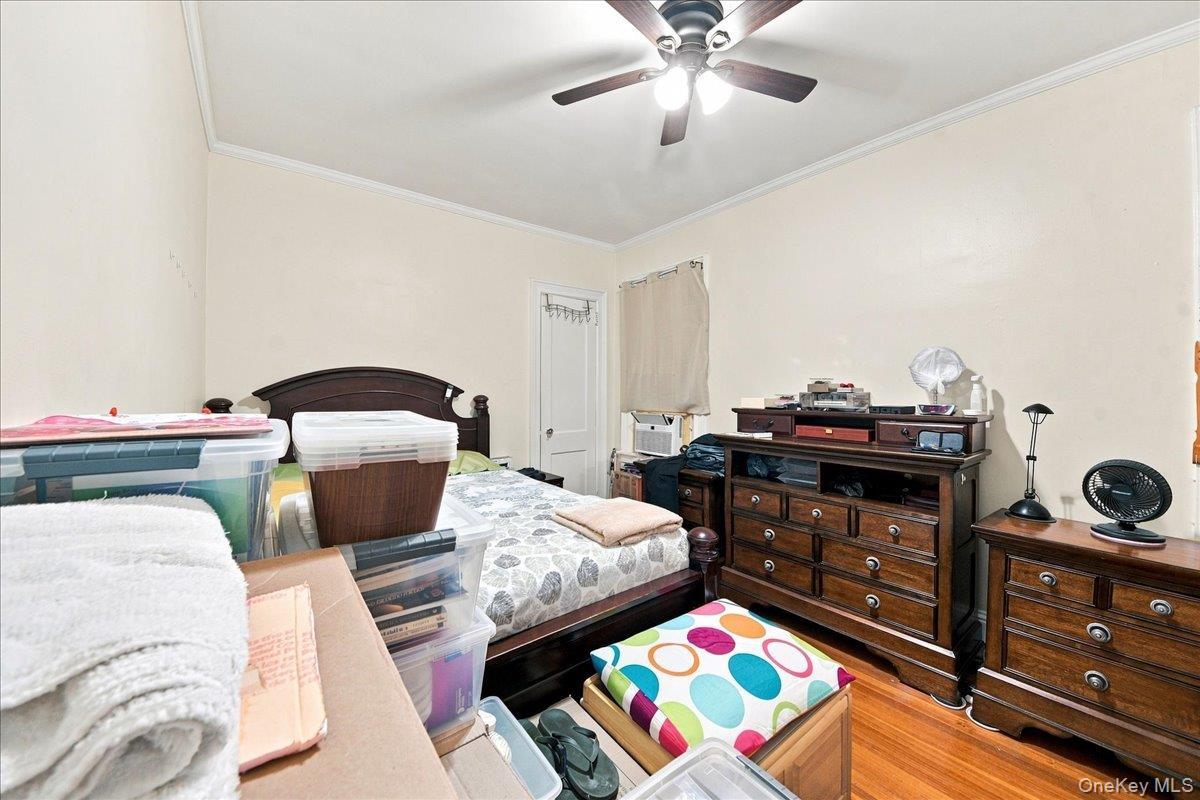 Single Family Parkview Avenue  Bronx, NY 10461, MLS-1037917-16