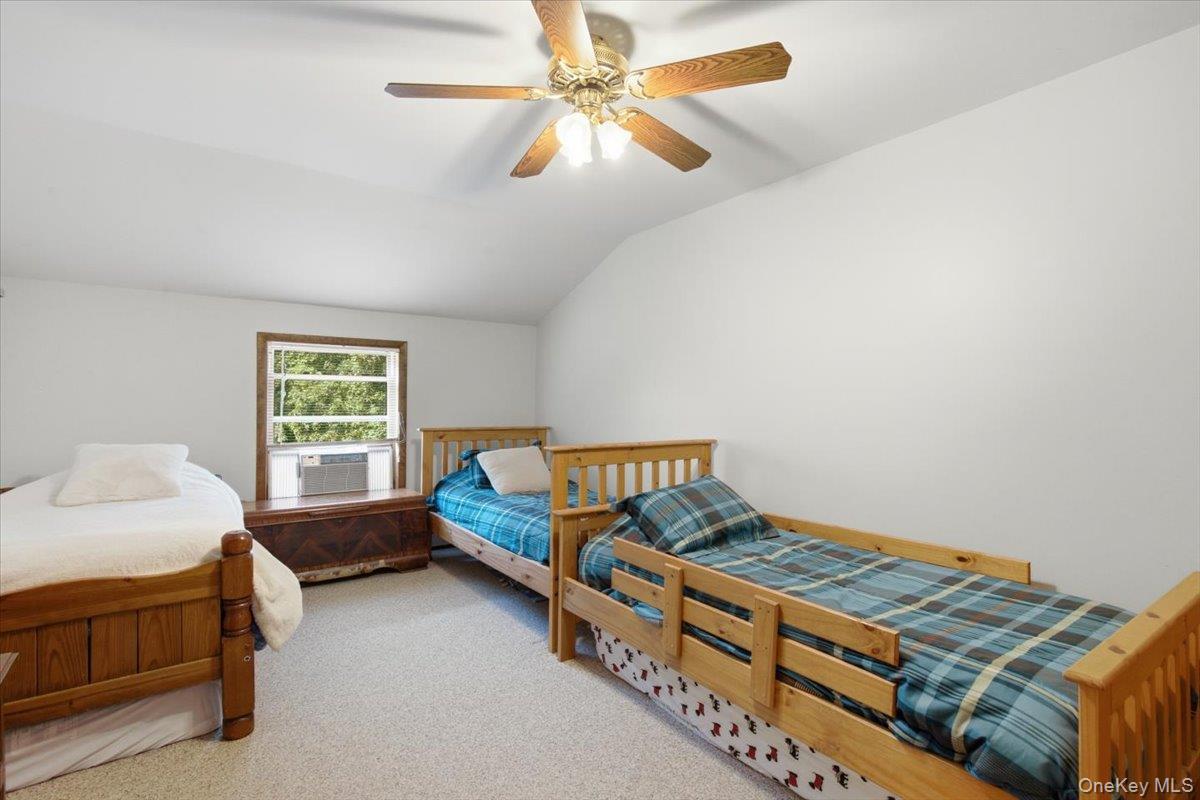 Single Family Favorito Road  Greene County, NY 12413, MLS-1037921-17