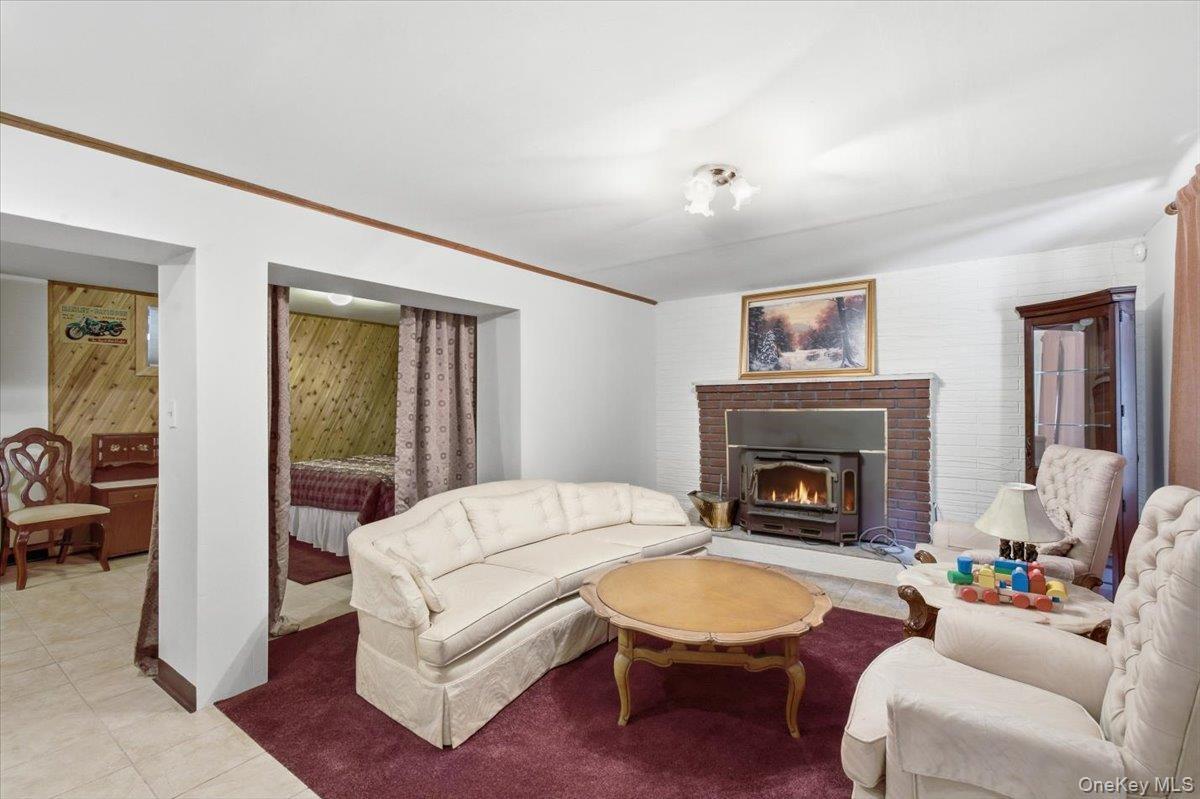 Single Family Favorito Road  Greene County, NY 12413, MLS-1037921-22