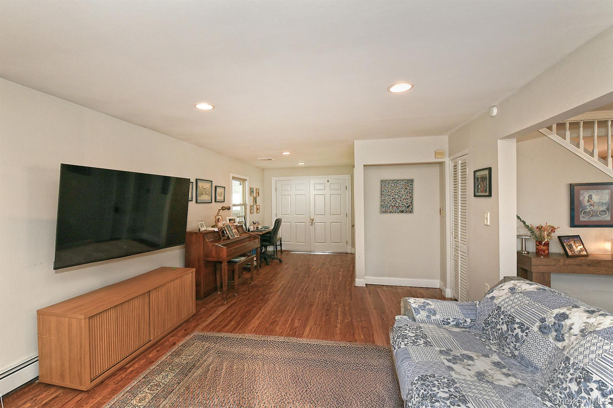 Single Family Periwinkle Road Nassau County, NY 11756, MLS-1037934-12