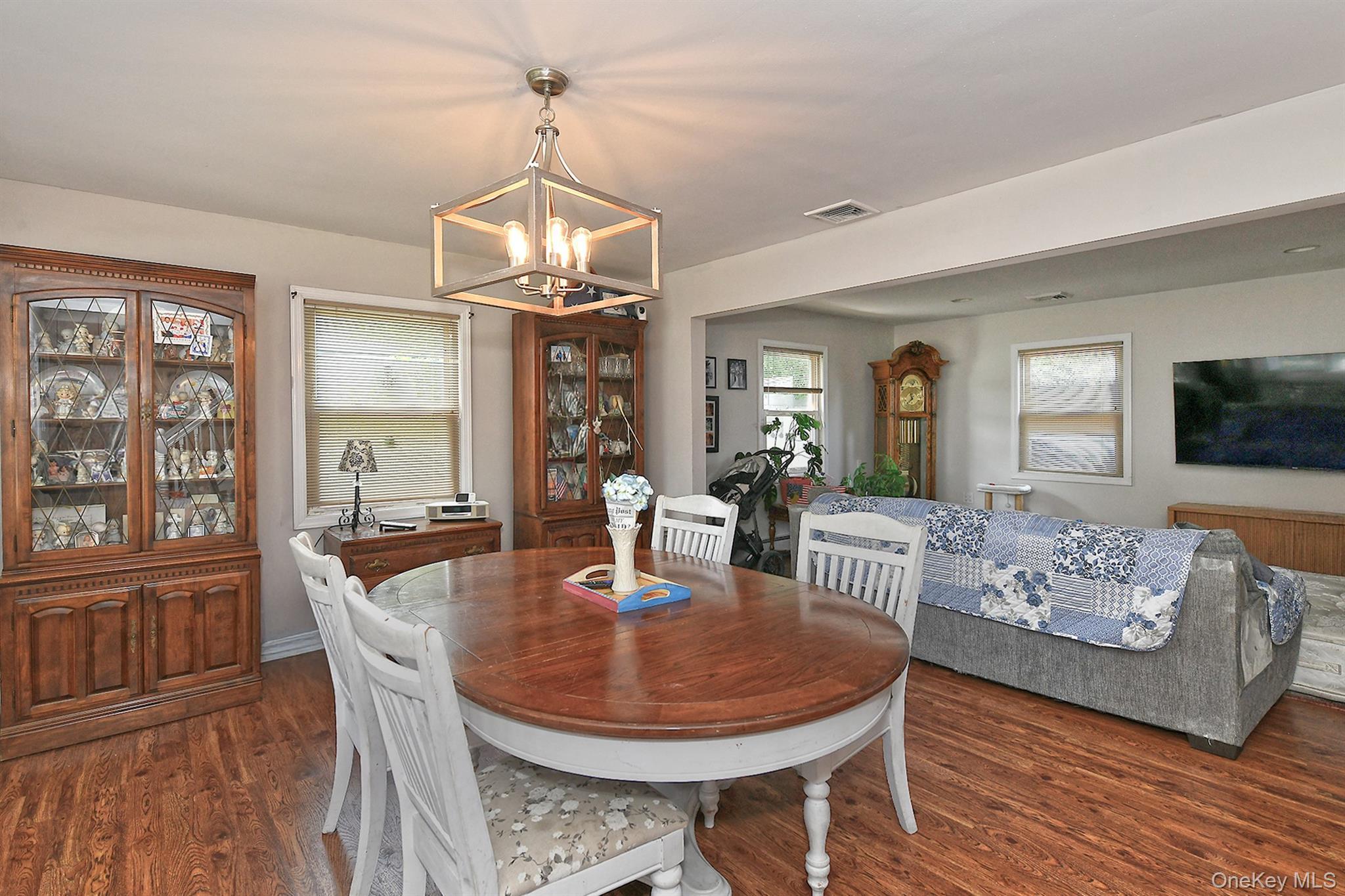 Single Family Periwinkle Road Nassau County, NY 11756, MLS-1037934-13