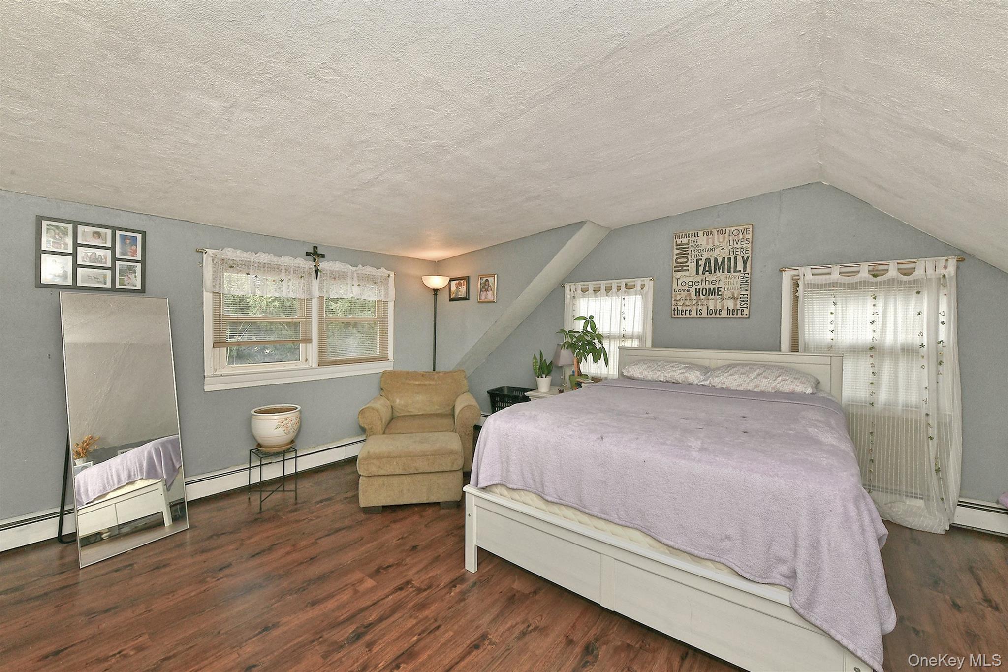 Single Family Periwinkle Road Nassau County, NY 11756, MLS-1037934-15