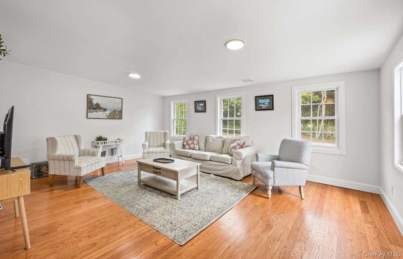 Single Family Pleasant Avenue Suffolk County, NY 11977, MLS-1037938-16