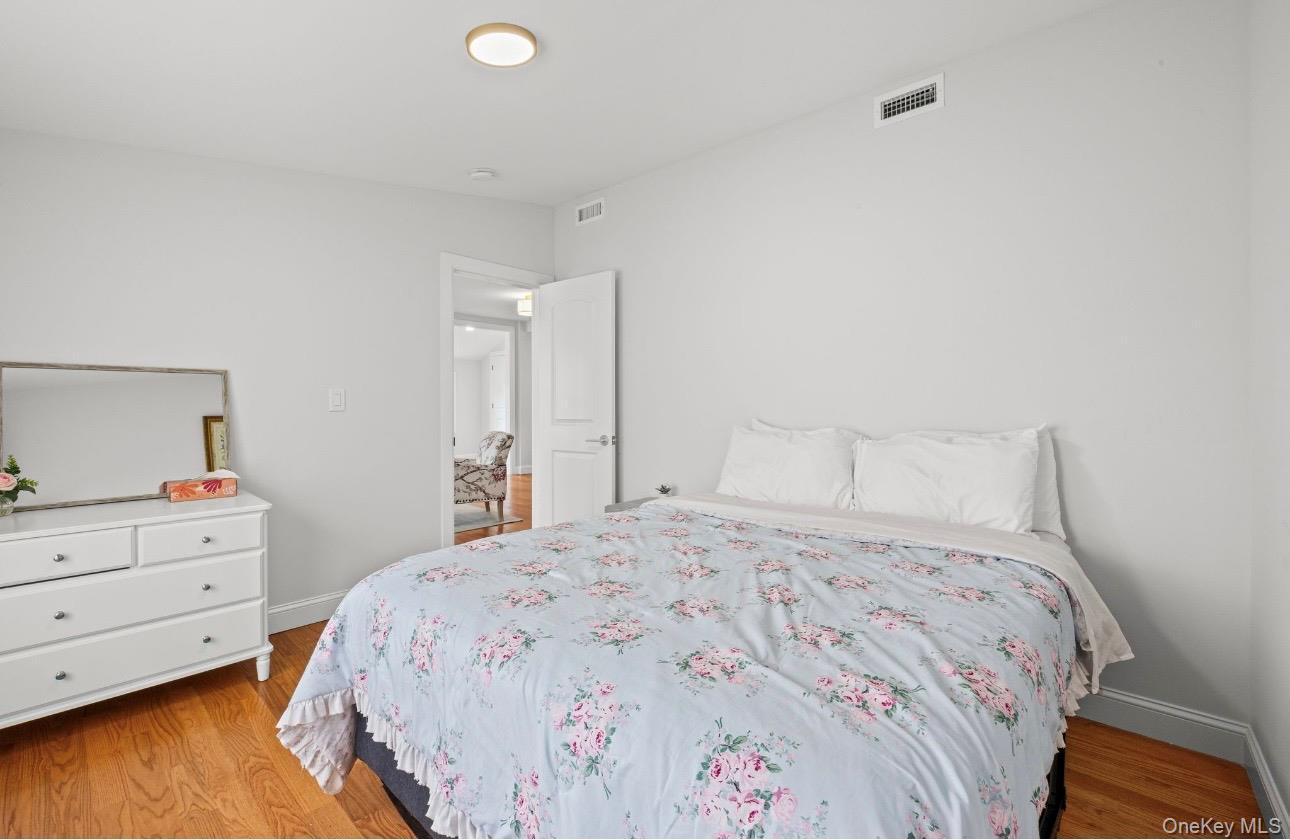 Single Family Pleasant Avenue Suffolk County, NY 11977, MLS-1037938-18