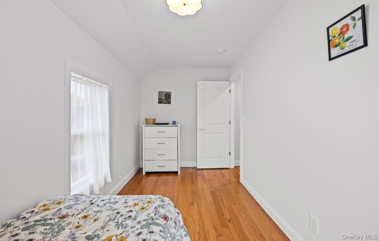 Single Family Pleasant Avenue Suffolk County, NY 11977, MLS-1037938-26