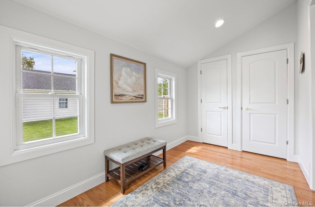 Single Family Pleasant Avenue Suffolk County, NY 11977, MLS-1037938-8