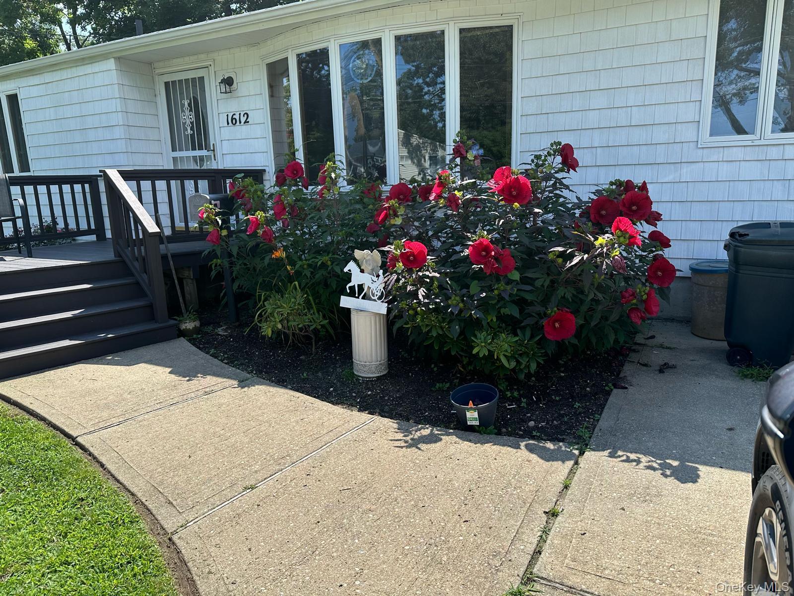 Single Family N Gardiner Drive Suffolk County, NY 11706, MLS-1037951-2