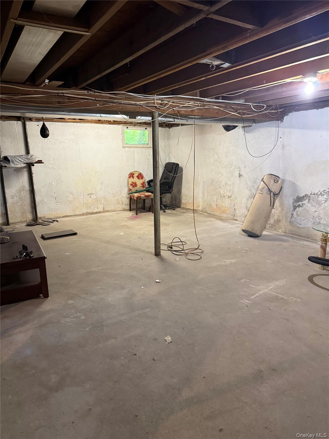 Single Family N Gardiner Drive  Suffolk County, NY 11706, MLS-1037951-20