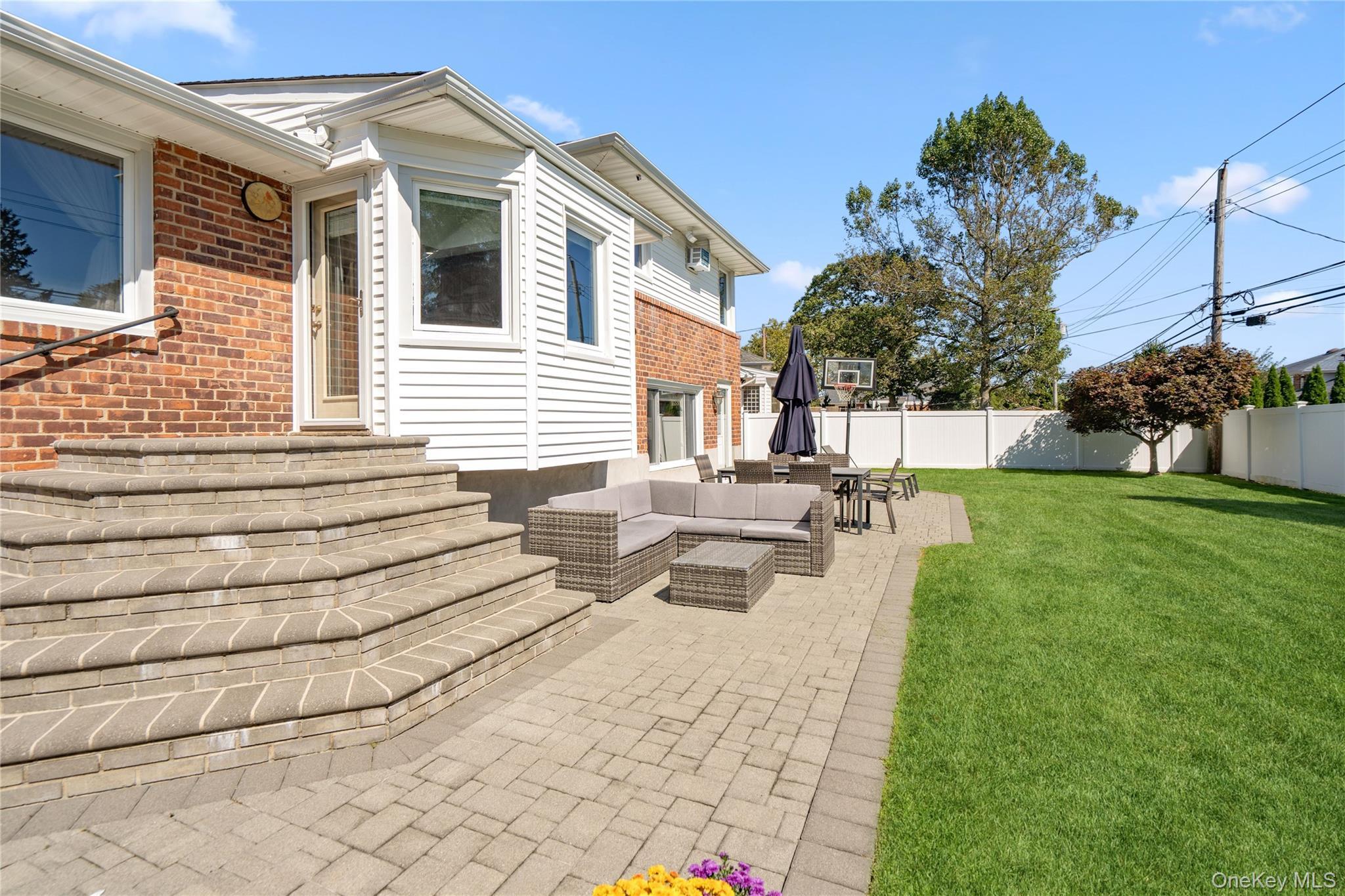 Single Family N Suffolk Avenue  Nassau County, NY 11758, MLS-1037953-35
