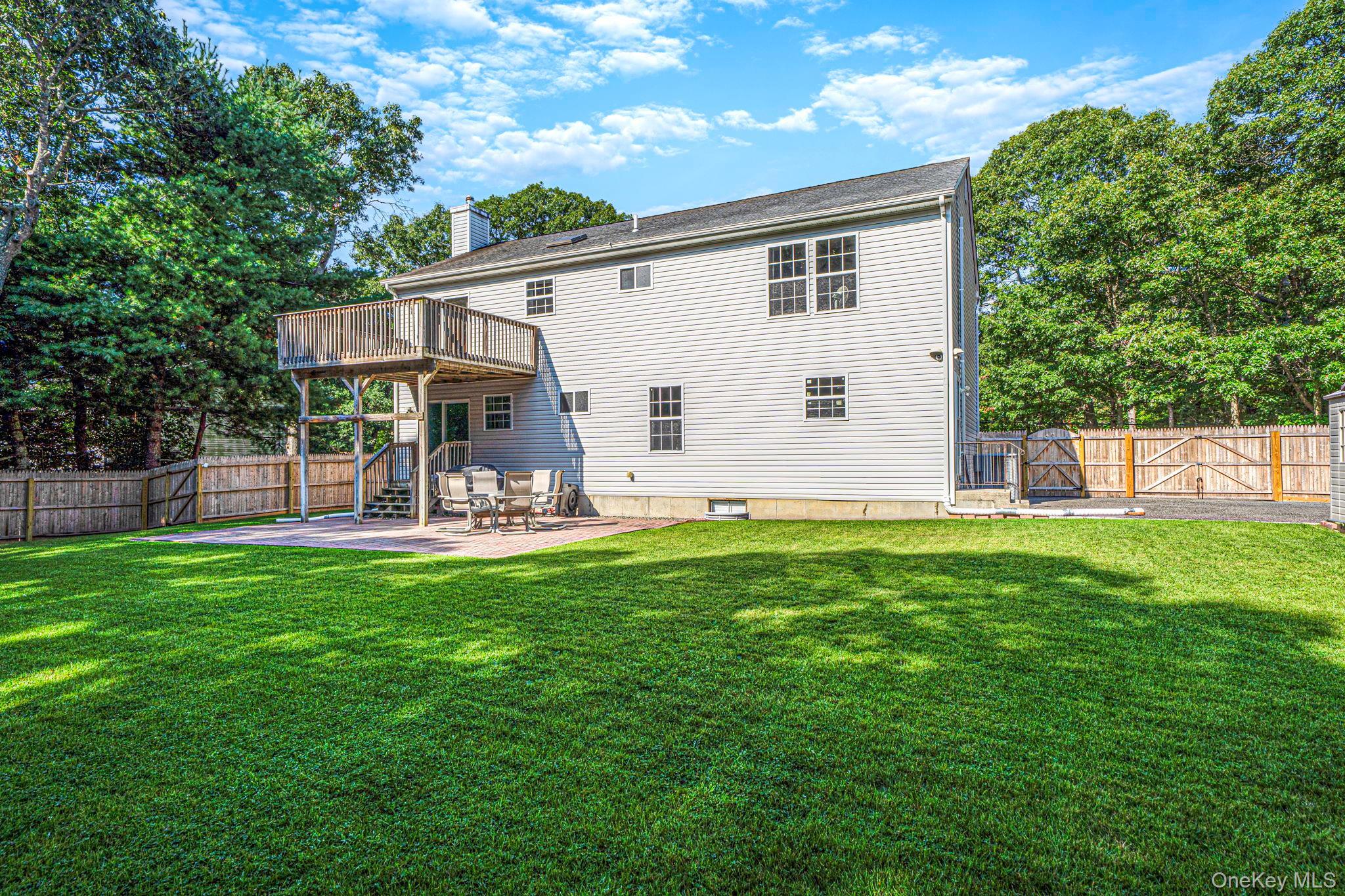 Single Family Cedar Lane Suffolk County, NY 11763, MLS-1037959-10