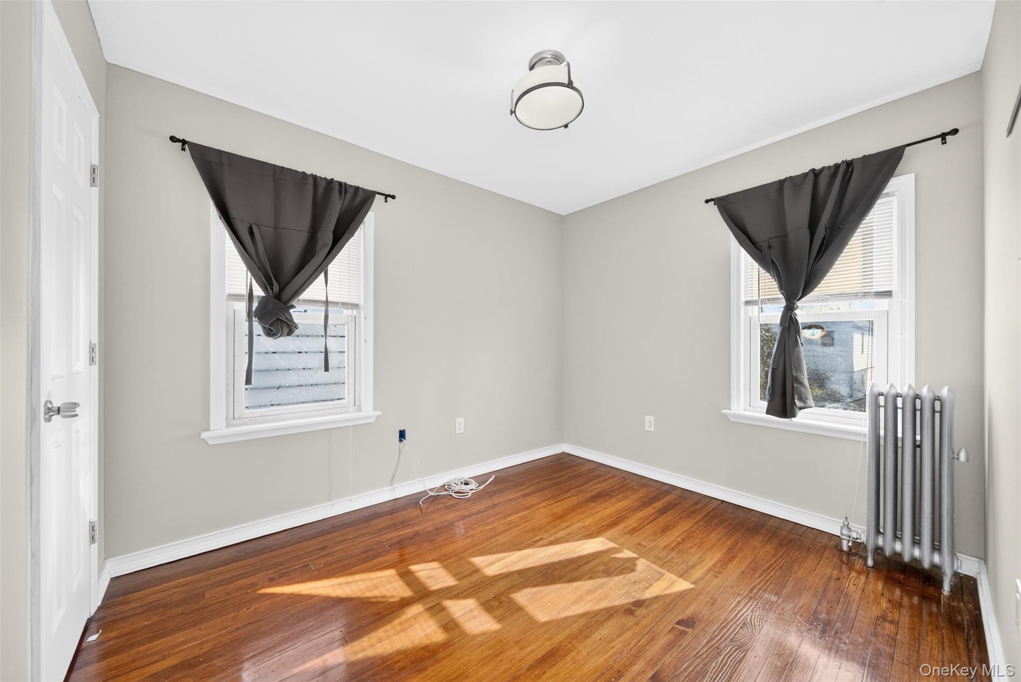 Single Family 204th Street Queens, NY 11423, MLS-1037989-5
