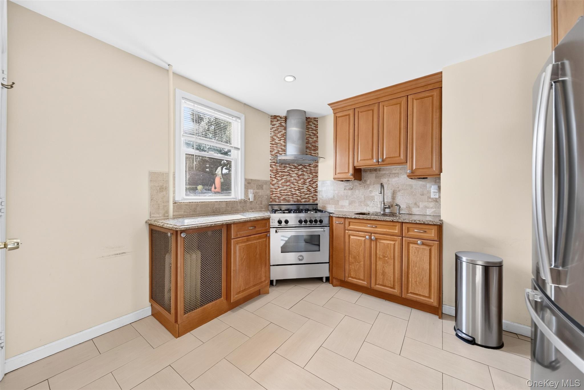 Single Family 204th Street Queens, NY 11423, MLS-1037989-7