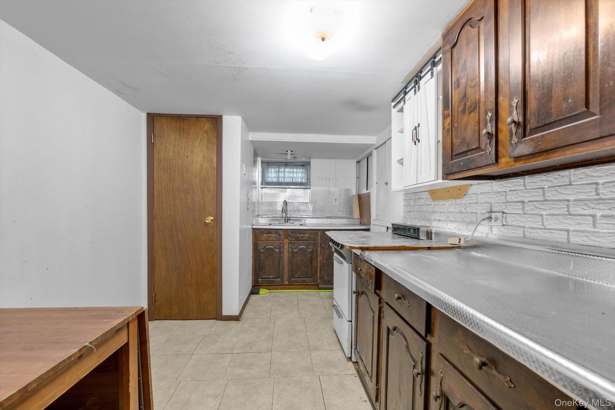 Single Family Claflin Boulevard Nassau County, NY 11010, MLS-1037993-22