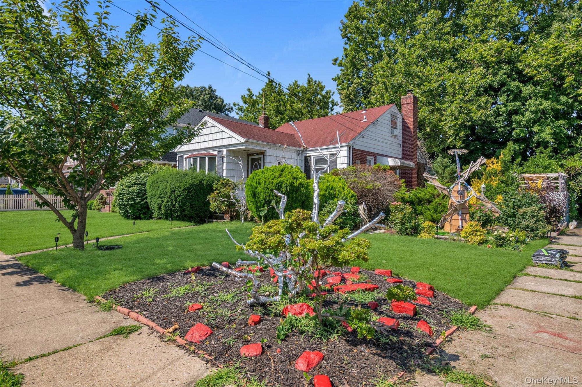 Single Family Claflin Boulevard Nassau County, NY 11010, MLS-1037993-36
