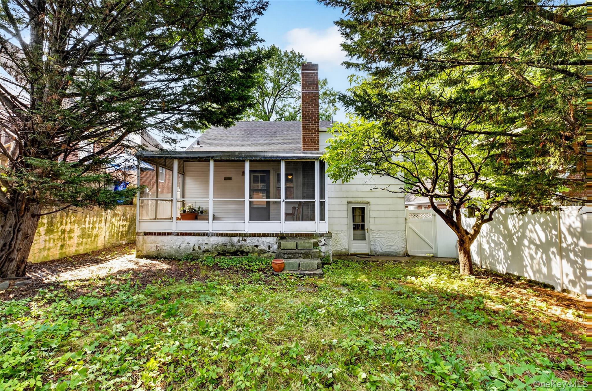 Single Family 28th Avenue Queens, NY 11354, MLS-1038004-30